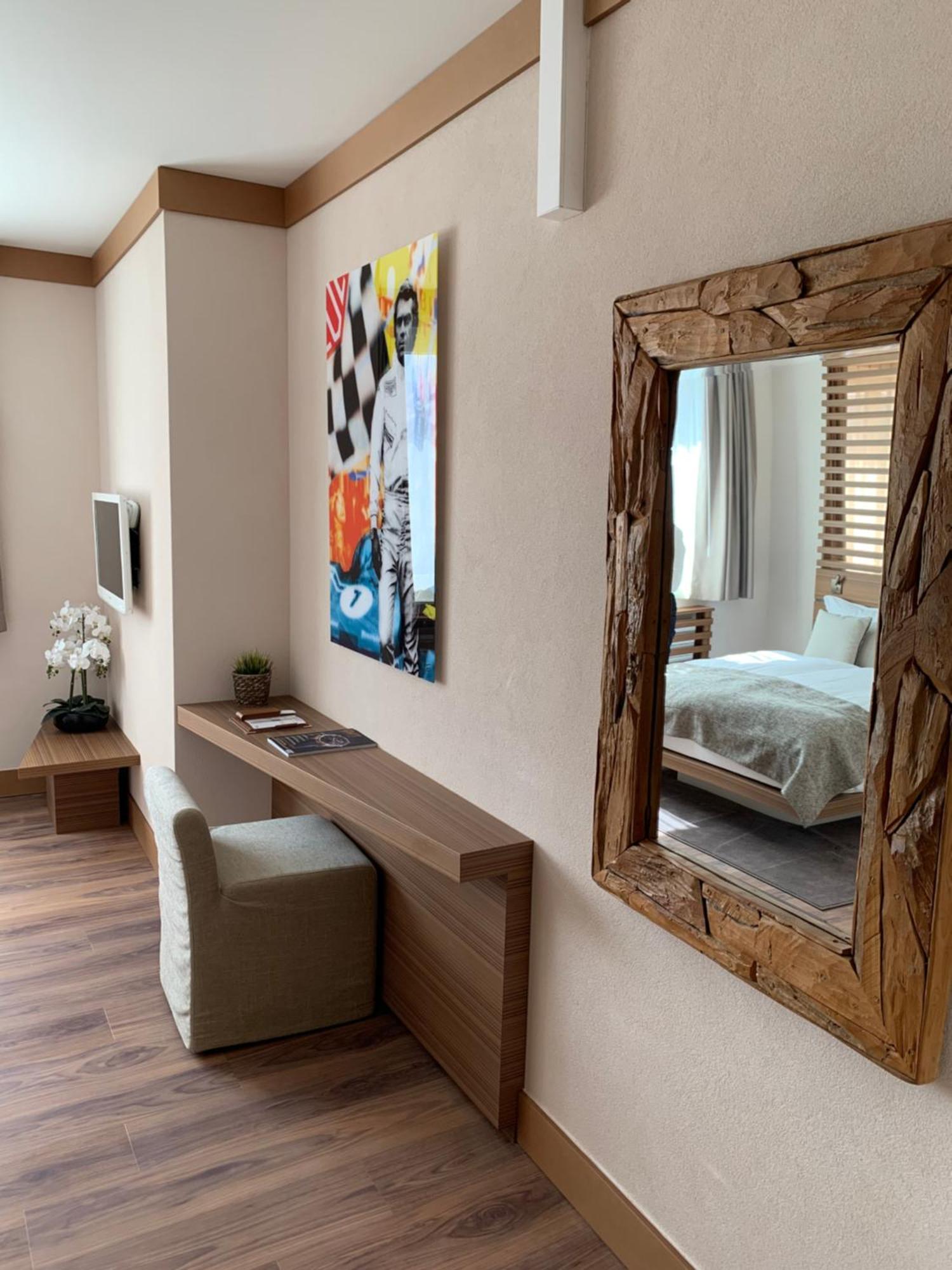 Hotel Rallye & Entrees Aux Bains De La Gruyere بول المظهر الخارجي الصورة